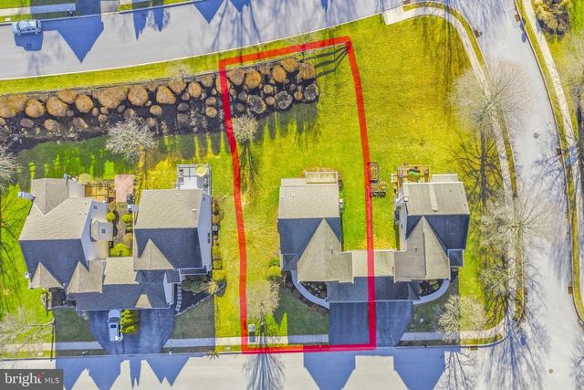 902 CHISWELL DR, Downingtown, PA 19335