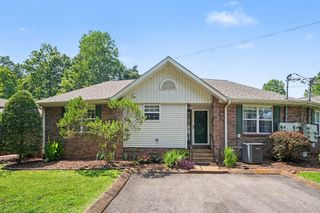 120 Eastdale Ln, Dickson, TN 37055