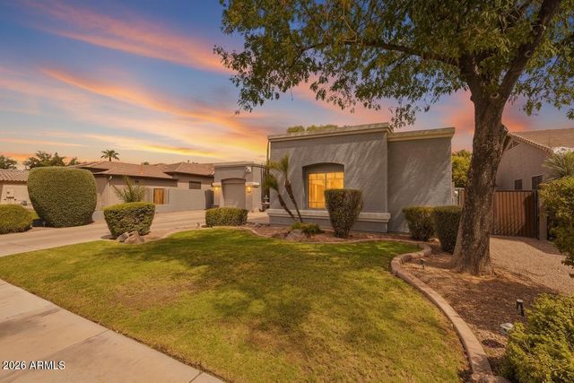 938 E Loma Vista Street, Gilbert, AZ 85295
