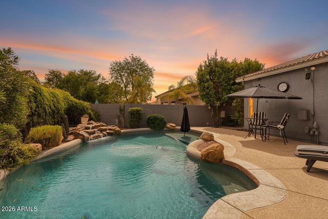 938 E Loma Vista Street, Gilbert, AZ 85295