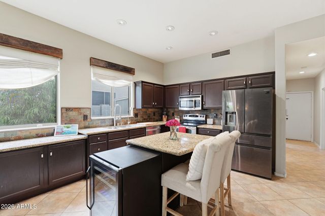 938 E Loma Vista Street, Gilbert, AZ 85295