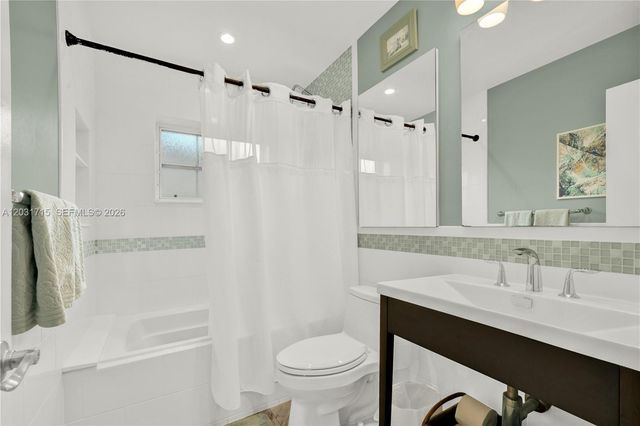 18920 SW 92nd Court, Cutler Bay, FL 33157