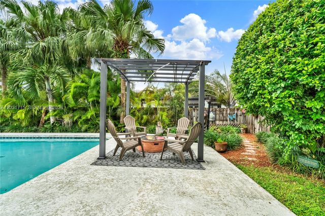 18920 SW 92nd Court, Cutler Bay, FL 33157