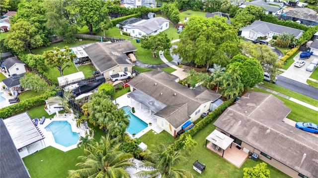 18920 SW 92nd Court, Cutler Bay, FL 33157