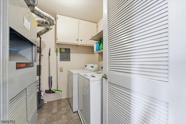 402 Porter Way, Bridgewater Twp., NJ 08807