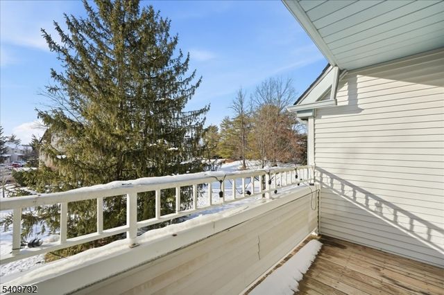 402 Porter Way, Bridgewater Twp., NJ 08807