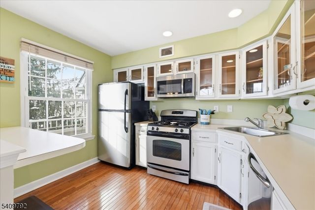 402 Porter Way, Bridgewater Twp., NJ 08807