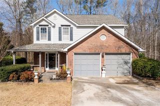 780 Walnut Creek Drive NW, Lilburn, GA 30047
