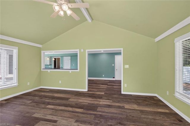 7792 Guinea RD, Hayes, VA 23072