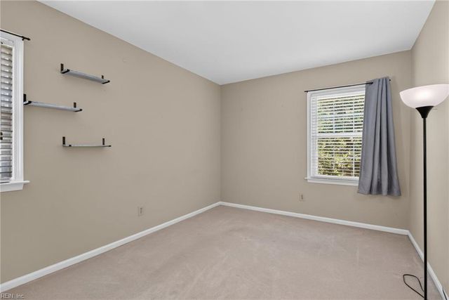 7792 Guinea RD, Hayes, VA 23072