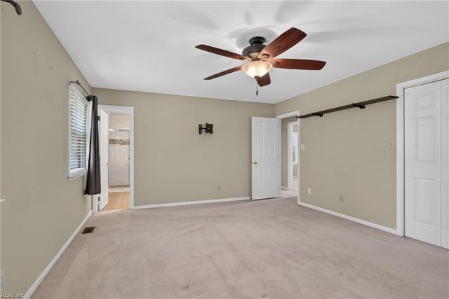 7792 Guinea RD, Hayes, VA 23072