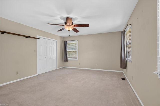 7792 Guinea RD, Hayes, VA 23072