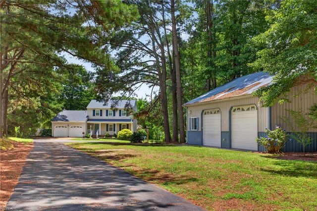 7792 Guinea RD, Hayes, VA 23072