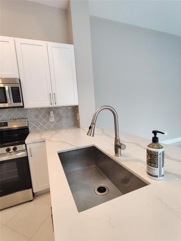 17276 Bermuda Village Dr 17276, Boca Raton, FL 33487