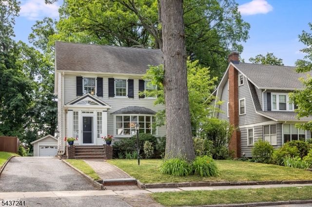 73 Hawthorne Ave, Glen Ridge Boro Twp., NJ 07028