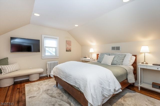 73 Hawthorne Ave, Glen Ridge Boro Twp., NJ 07028