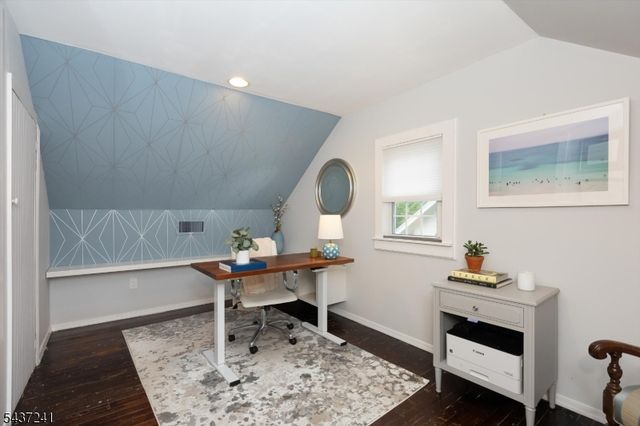 73 Hawthorne Ave, Glen Ridge Boro Twp., NJ 07028