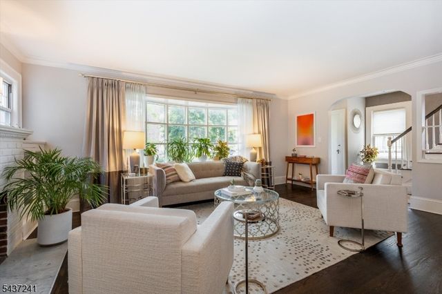 73 Hawthorne Ave, Glen Ridge Boro Twp., NJ 07028