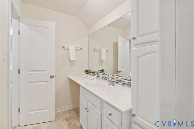 8281 Studley Rd, Mechanicsville, VA 23116