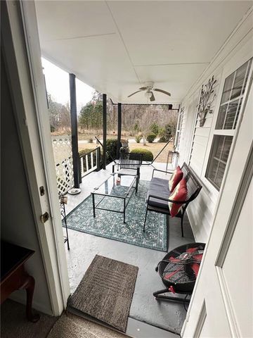 158 Rabbit Hill Road, Dacula, GA 30019