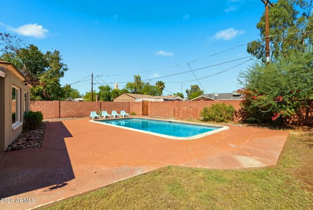 1730 W MULBERRY Drive, Phoenix, AZ 85015
