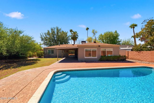 1730 W MULBERRY Drive, Phoenix, AZ 85015