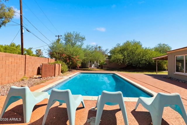 1730 W MULBERRY Drive, Phoenix, AZ 85015