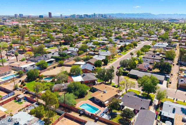 1730 W MULBERRY Drive, Phoenix, AZ 85015