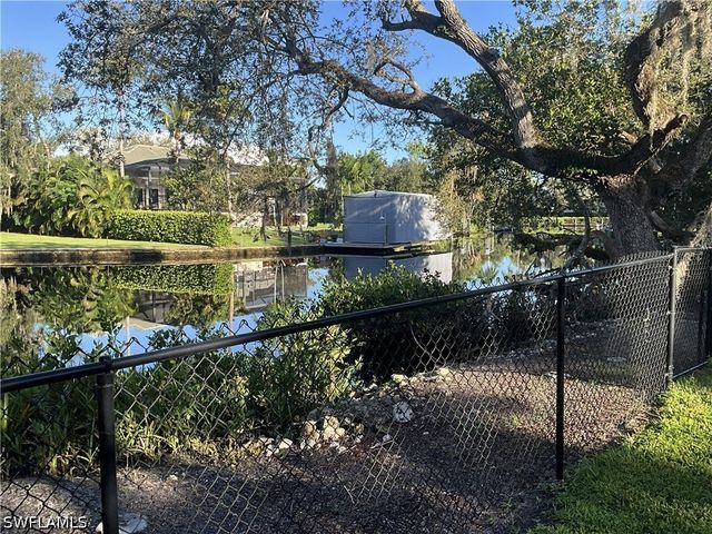 27213 Rio Vista CIR, Bonita Springs, FL 34135