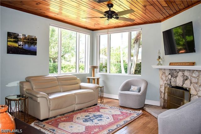 27213 Rio Vista CIR, Bonita Springs, FL 34135