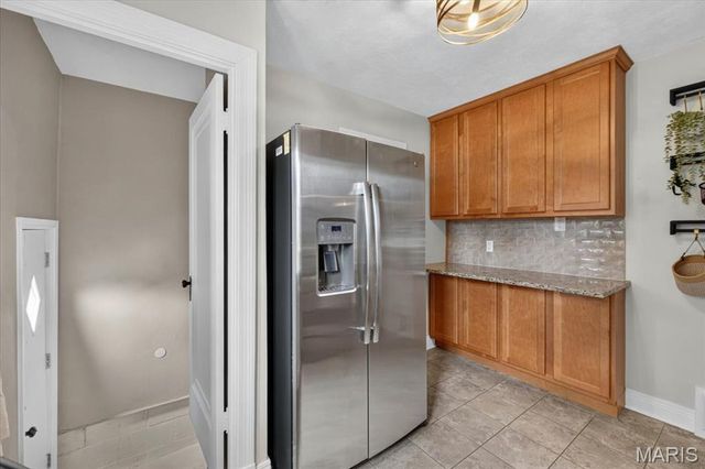 6235 Dexter Drive, St Louis, MO 63123