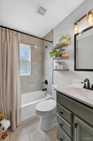 6235 Dexter Drive, St Louis, MO 63123