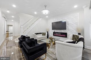 6034 LARCHWOOD AVE, Philadelphia, PA 19143