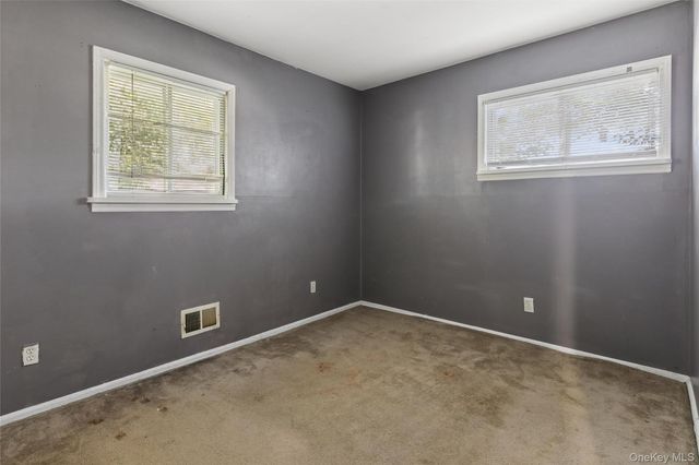2719 Connecticut Avenue, Medford, NY 11763