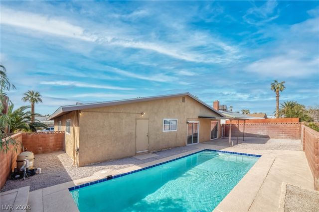 3556 Ruth Drive, Las Vegas, NV 89121