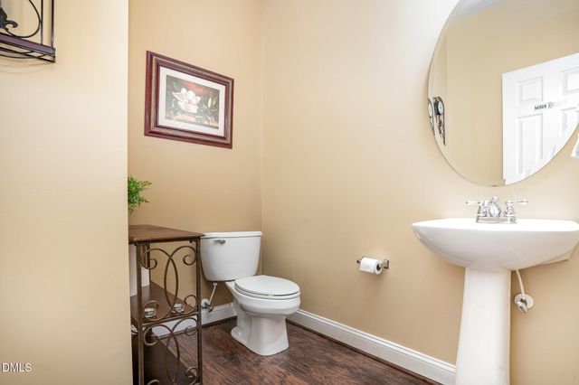 208 Apple Drupe Way, Holly Springs, NC 27540