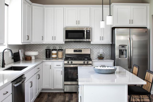 1157 Woods Creek Drive S, Delano, MN 55328