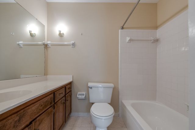 2505B Belmont Blvd B, Nashville, TN 37212