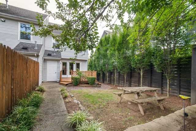 2505B Belmont Blvd B, Nashville, TN 37212