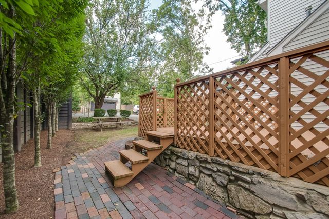 2505B Belmont Blvd B, Nashville, TN 37212