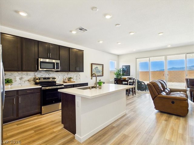 4220 Brusca Way, Pahrump, NV 89061