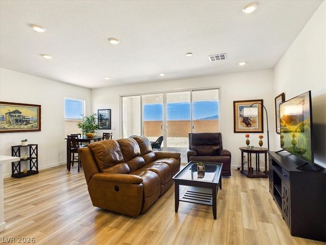 4220 Brusca Way, Pahrump, NV 89061