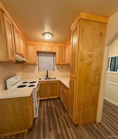 2815 Tierra Dorada Boulevard, Mission, TX 78572