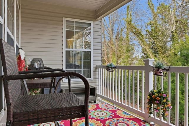 1072 Grand Oak LN, Virginia Beach, VA 23455