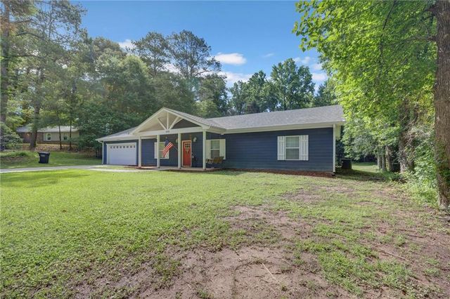 620 Kingston Lane NW, Conyers, GA 30012