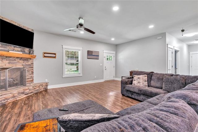620 Kingston Lane NW, Conyers, GA 30012