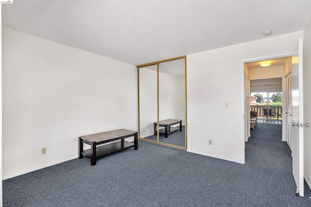40 Las Moradas Cir, San Pablo, CA 94806