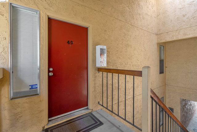 40 Las Moradas Cir, San Pablo, CA 94806