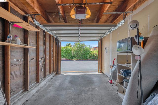 40 Las Moradas Cir, San Pablo, CA 94806