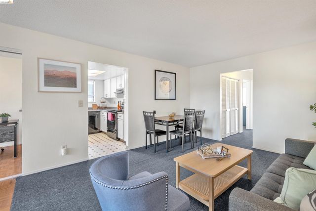 40 Las Moradas Cir, San Pablo, CA 94806